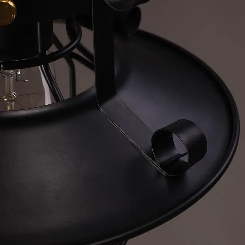 Lustre industriel noir - Danton